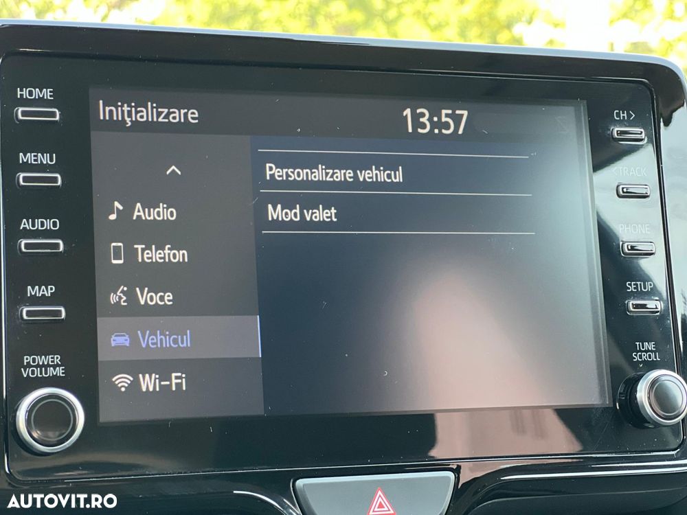 Toyota Yaris 1.5 CVT Dynamic - 23