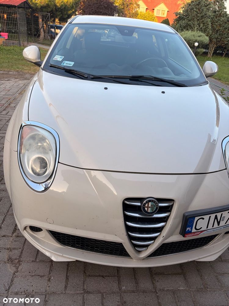Alfa Romeo Mito 1.4 MultiAir Distinctive - 2