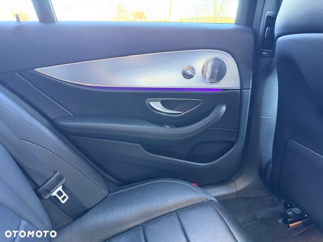 Mercedes-Benz Klasa E 300 de 9G-TRONIC Avantgarde - 8