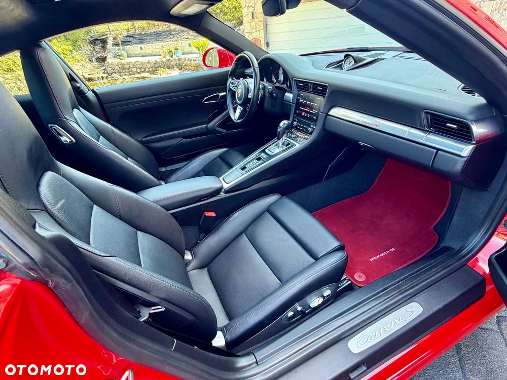 Porsche 911 Carrera S PDK - 15