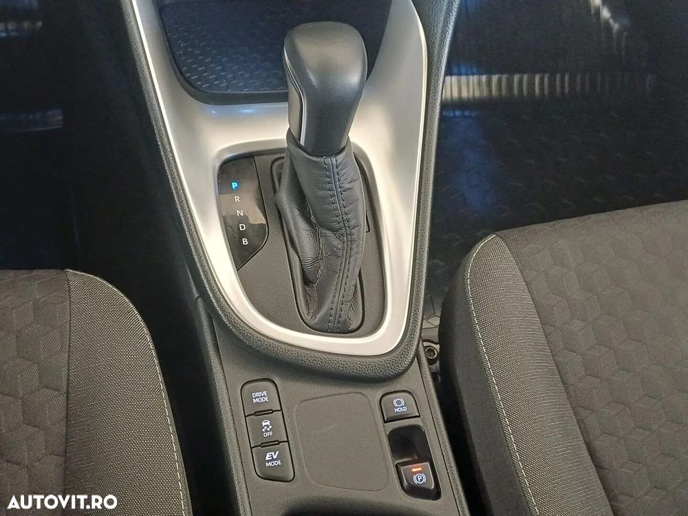 Toyota Yaris 1.5 VVT-i HSD Dynamic - 22