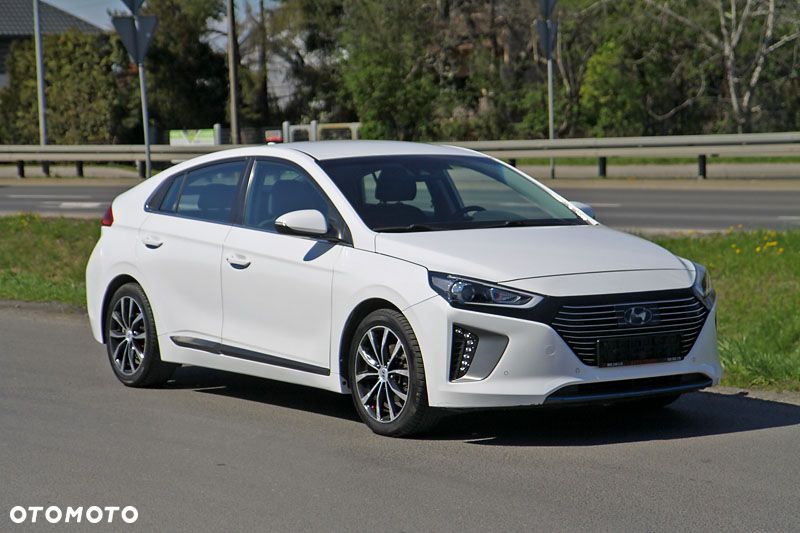 Hyundai IONIQ 1.6 GDI Premium - 3