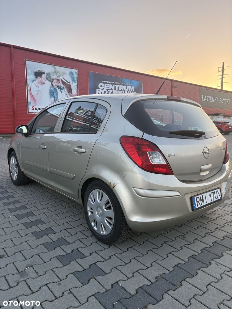 Opel Corsa - 4
