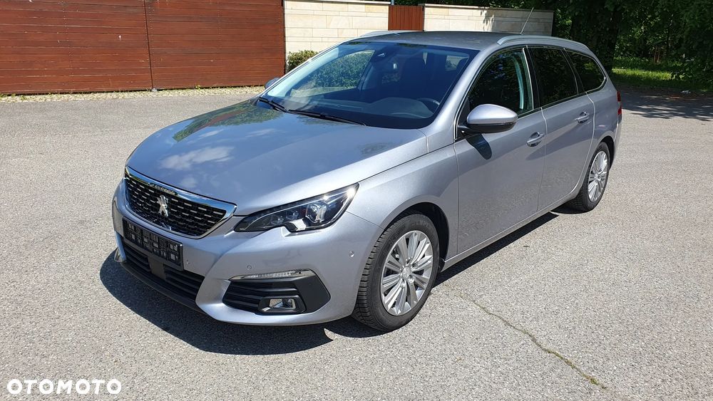 Peugeot 308 1.2 PureTech GPF Allure Pack S&S - 2