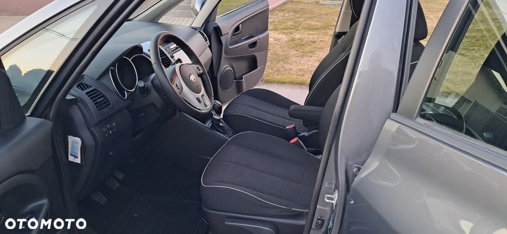 Kia Venga 1.4 CVVT Vision - 19