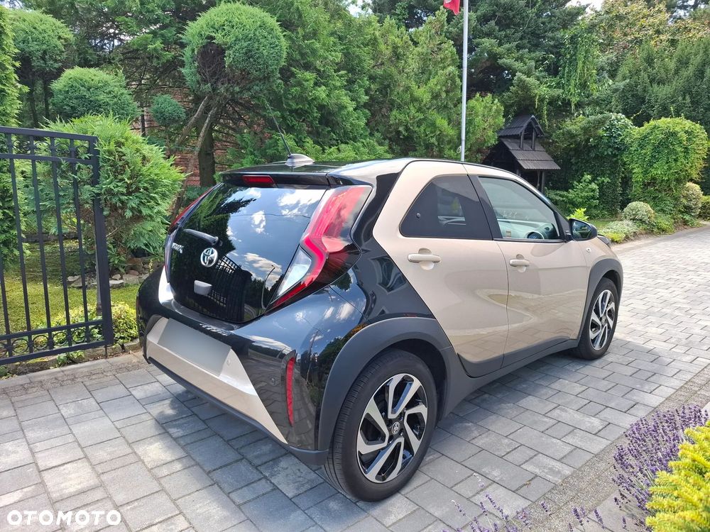 Toyota Aygo x - 33