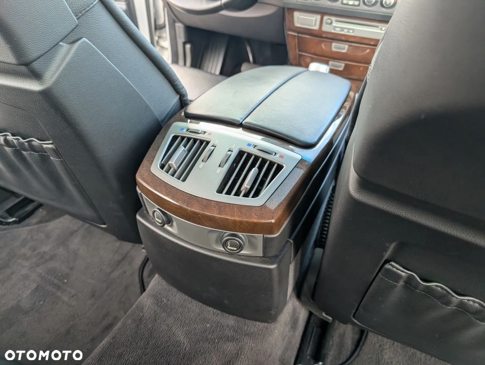 BMW Seria 7 730d - 23