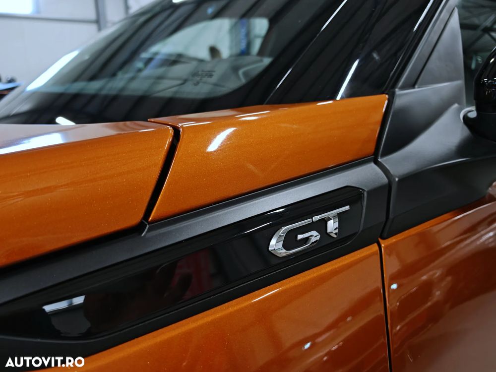 Peugeot 2008 PureTech 130 EAT8 GT - 30