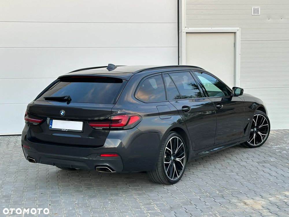 BMW Seria 5 530d xDrive M Sport Edition - 12
