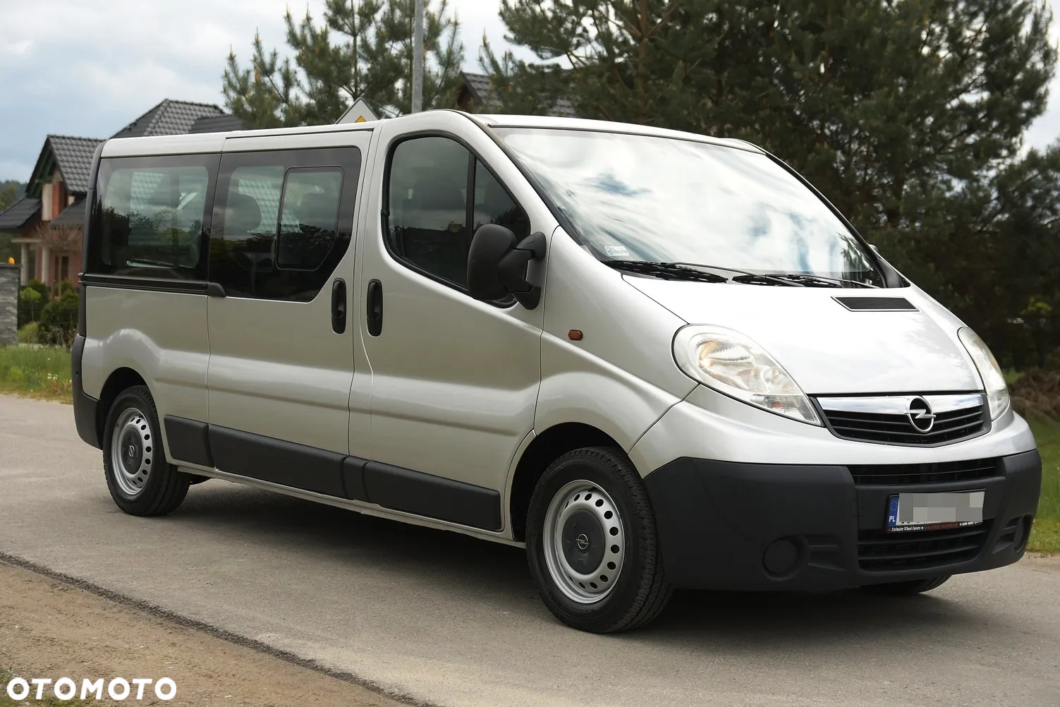 Opel Vivaro - 10