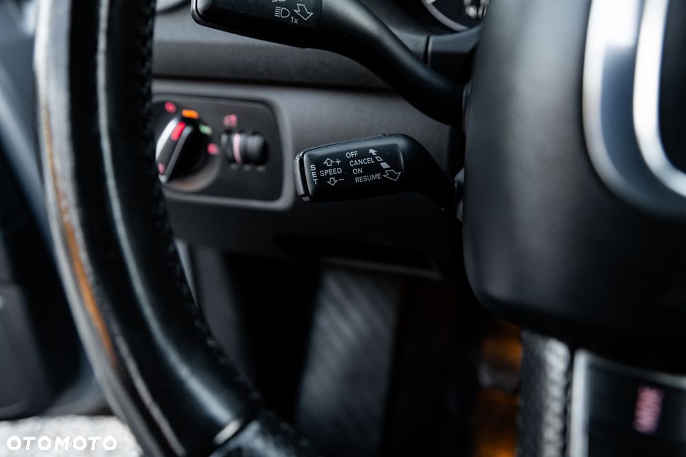 Audi A3 Sportback 2.0 TDI DPF Attraction - 33