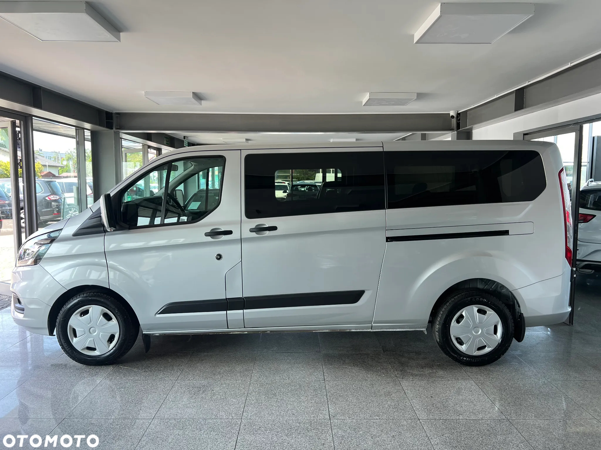 Ford Transit Custom - 10
