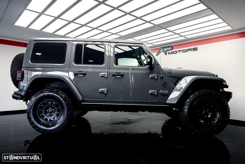 Jeep Wrangler Unlimited 2.2 CRD Sport AT - 19