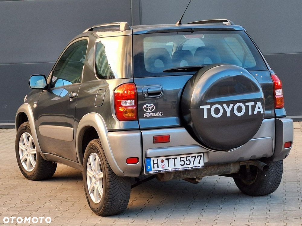Toyota RAV4 - 4