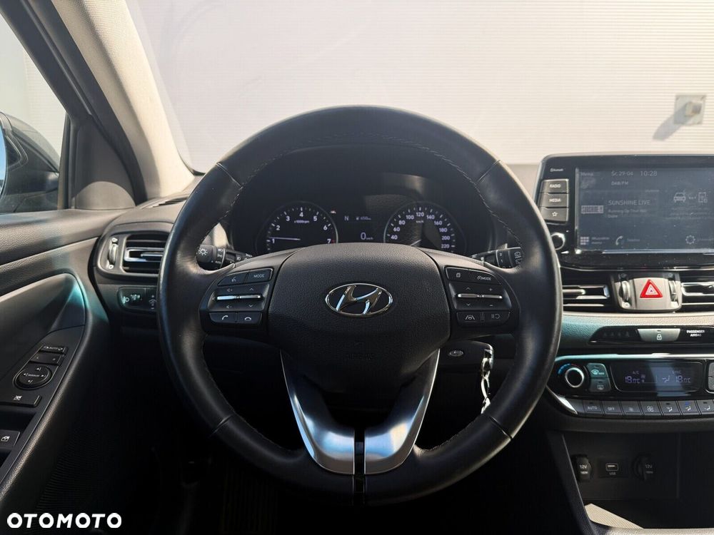 Hyundai i30 1.5 T-GDI 48V Smart - 16