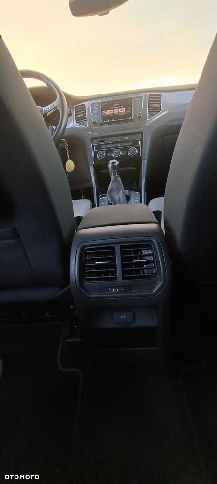 Volkswagen Golf Sportsvan - 13