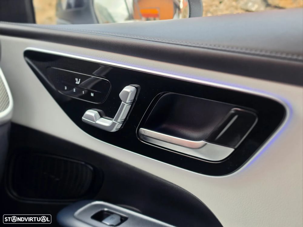 Mercedes-Benz GLC 300 de 4Matic - 39