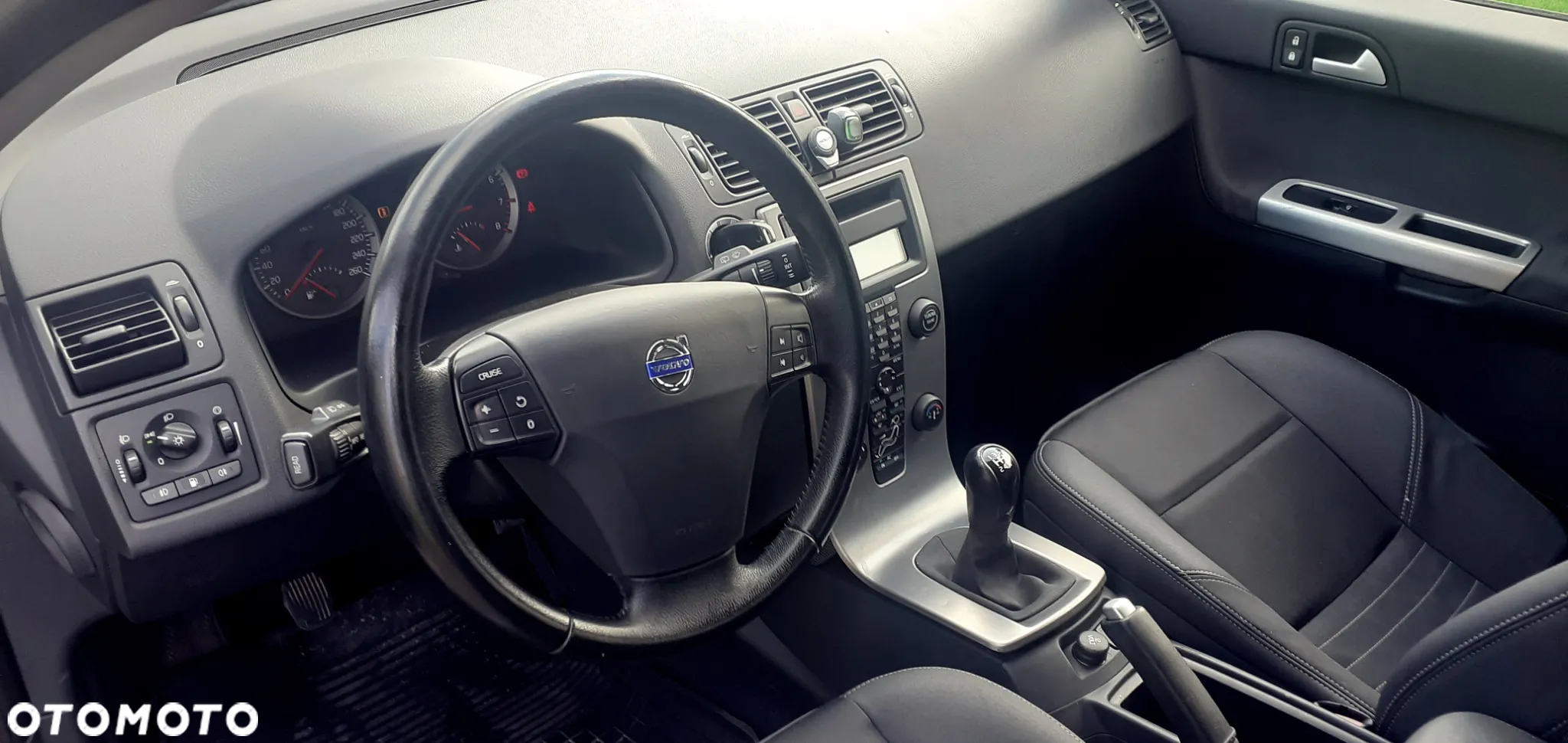 Volvo V50 1.8 Momentum - 18