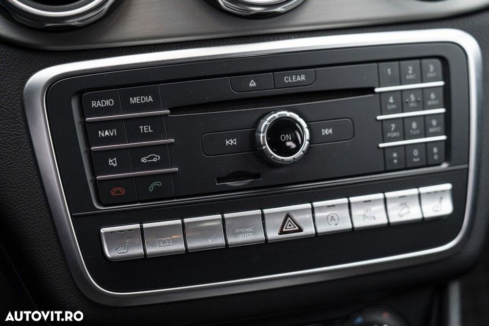 Mercedes-Benz GLA 220 4MATIC - 29