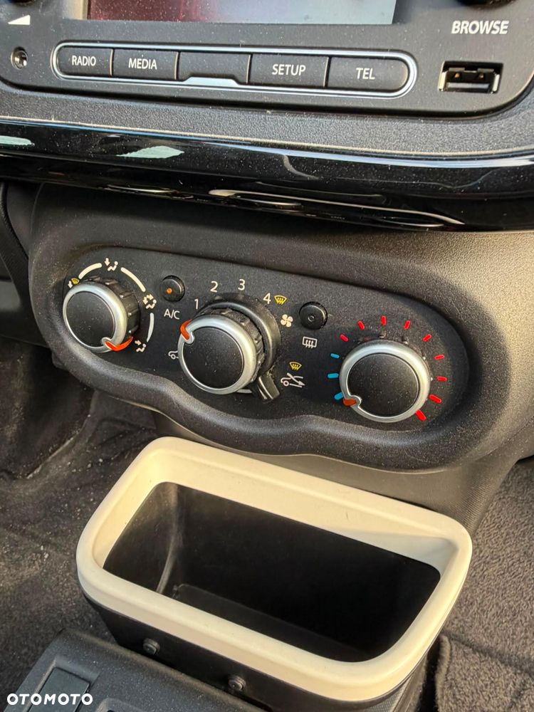 Renault Twingo TCe 90 LIMITED - 12