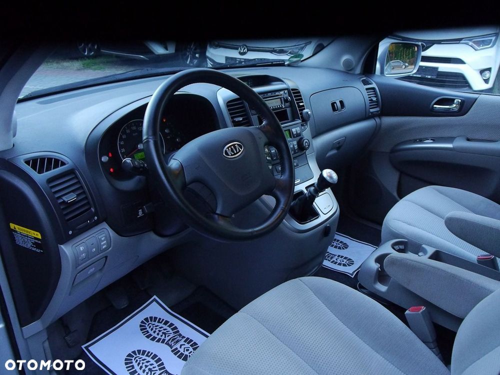 Kia Carnival 2.9 CRDi Tour - 25