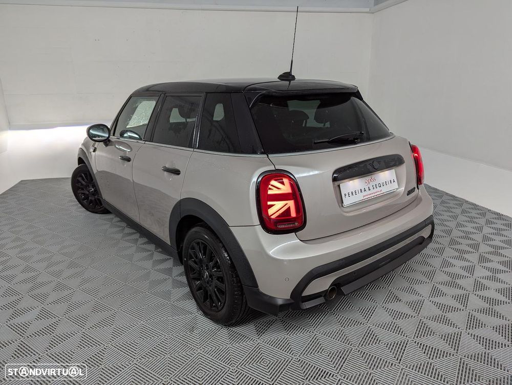 MINI 5 Portas Cooper Sport Edition - 19