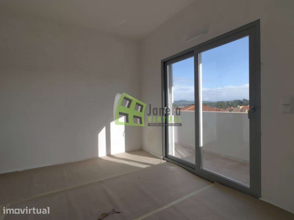 Apartamento T2 Novo - Quinta do Conde - Grande imagem: 4/16