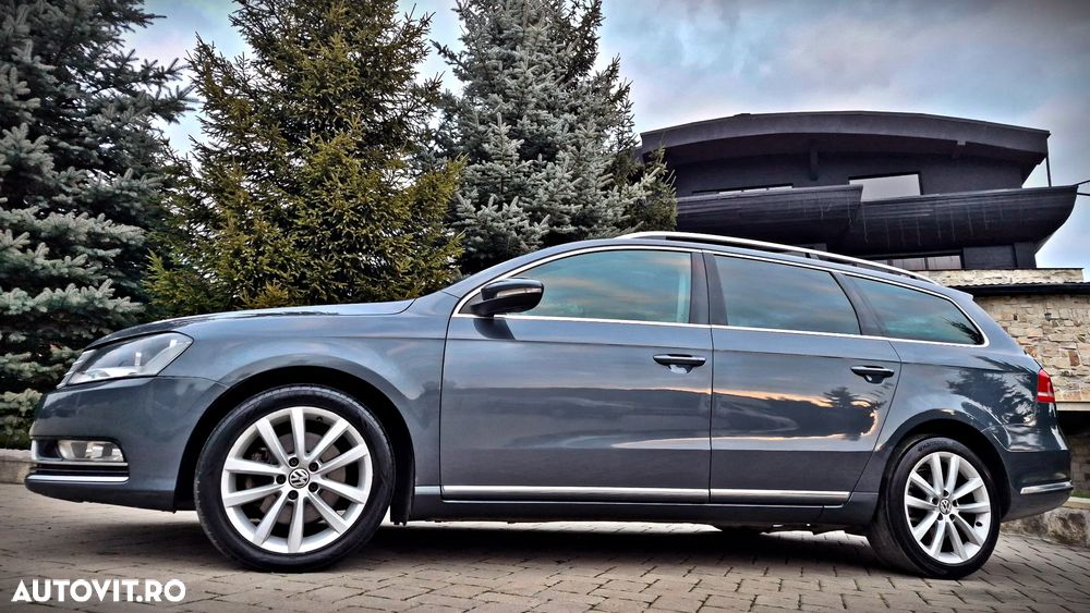 Volkswagen Passat Variant 2.0 Blue TDI DSG SCR Highline - 16