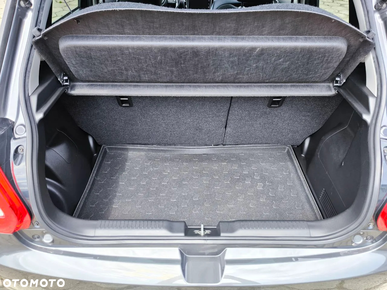 Suzuki Swift 1.2 Premium - 11