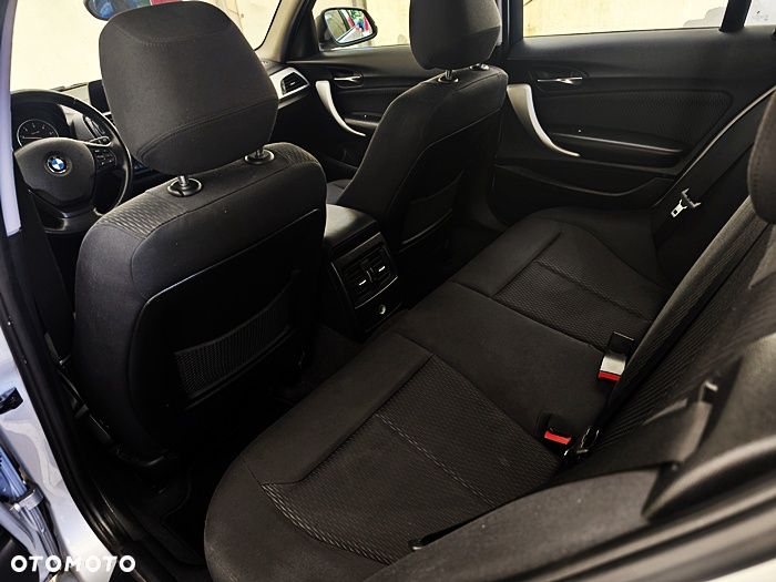 BMW Seria 1 - 33
