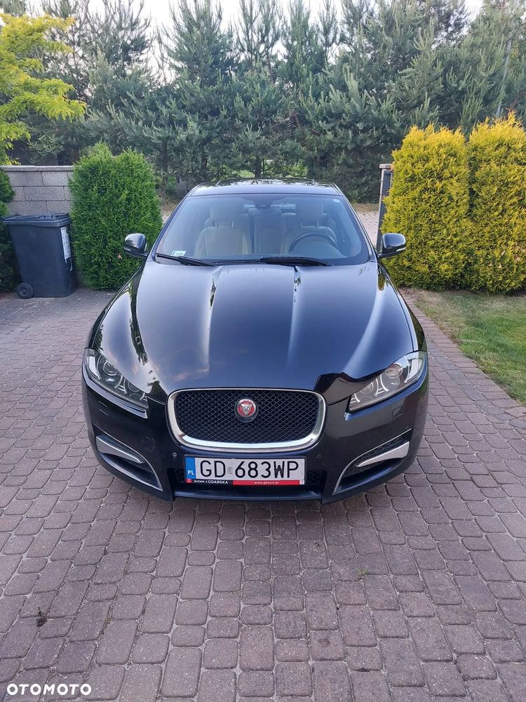 Jaguar XF 2.2 D Luxury - 2