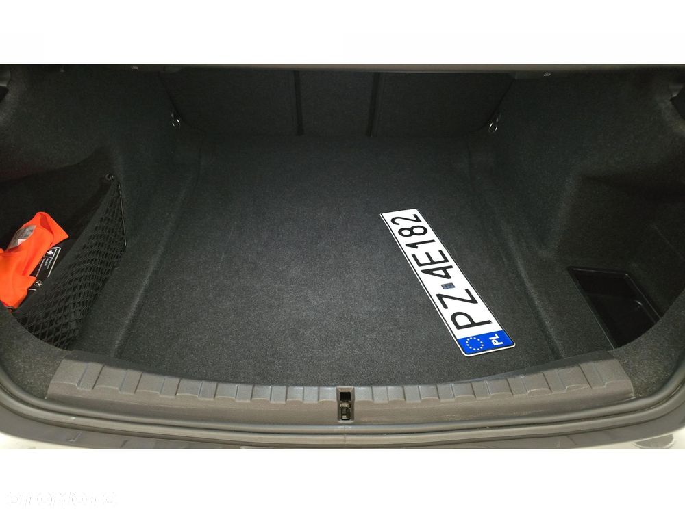 BMW Seria 3 - 24