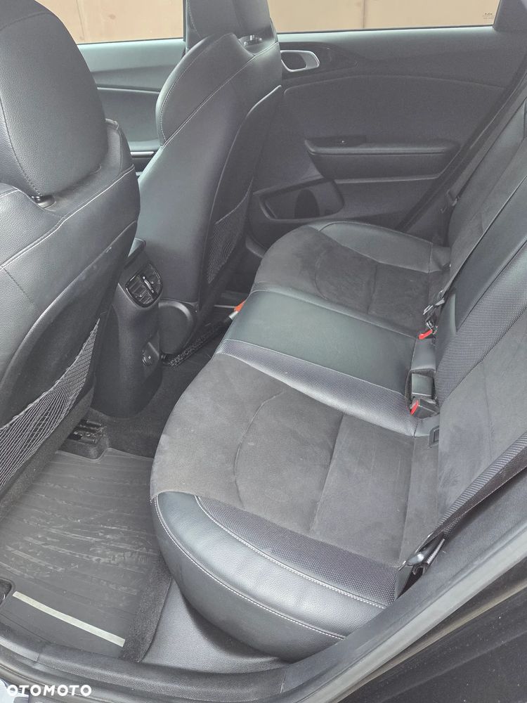 Kia ProCeed 1.5 T-GDI GT Line DCT - 10