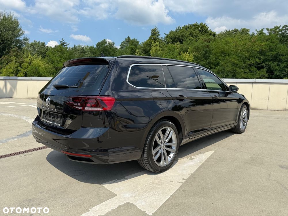 Volkswagen Passat 2.0 TDI EVO Business - 9