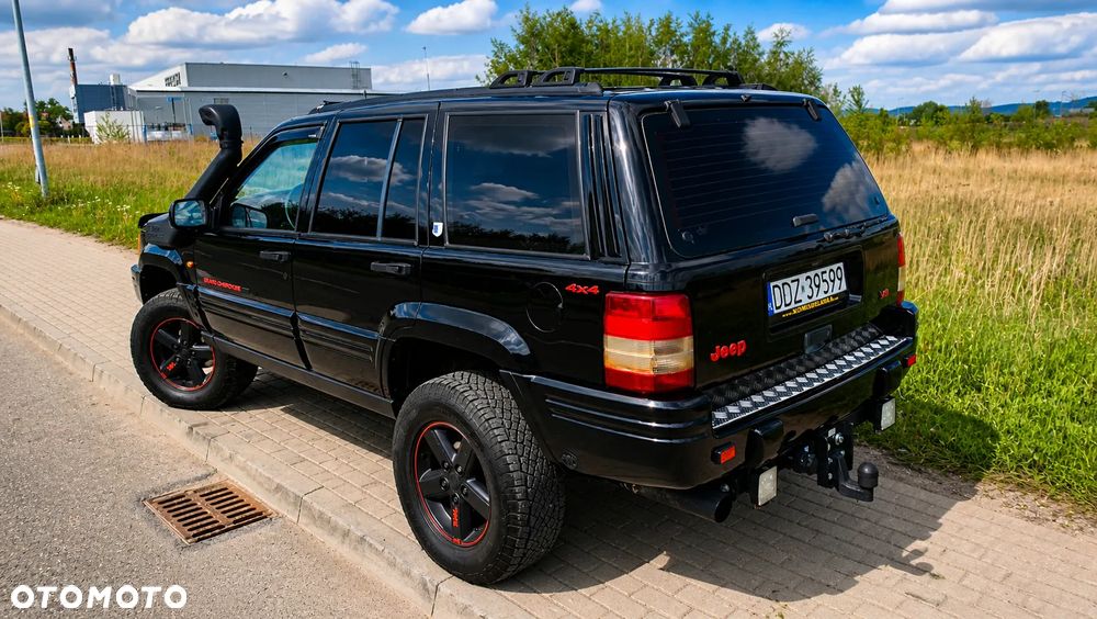 Jeep Grand Cherokee - 2