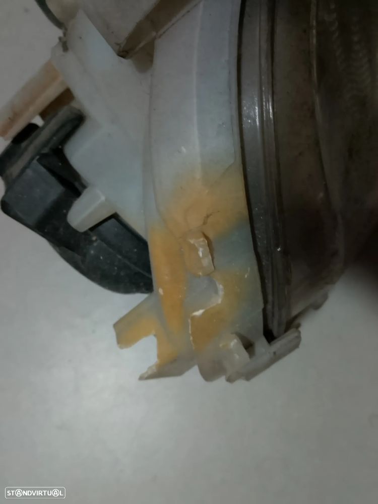 FAROL DIREITO SMART FORTWO 450 / 0301169202 APOIOS PARTIDOS - 2