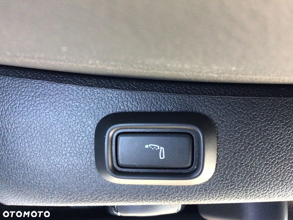Volkswagen Passat 1.5 TSI EVO Elegance DSG - 28