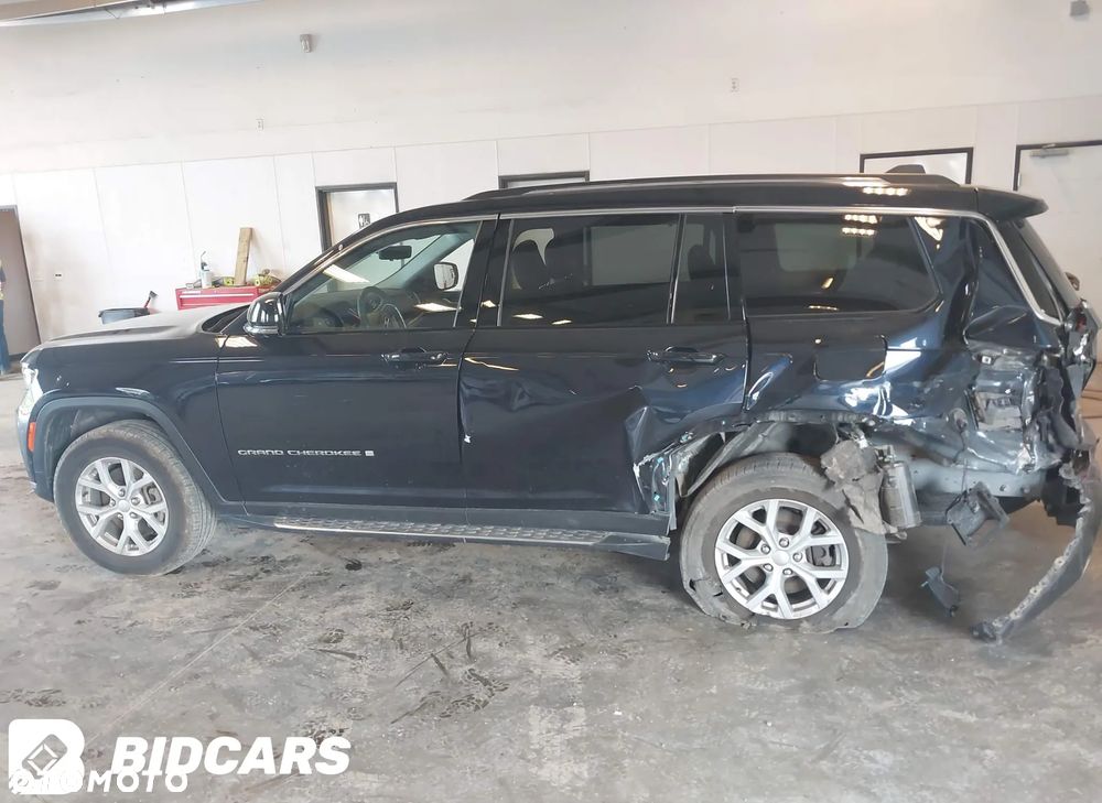 Jeep Grand Cherokee - 11