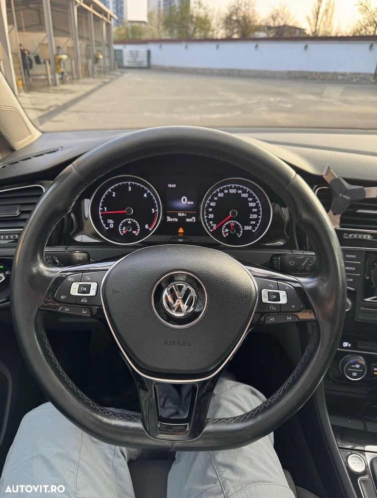 Volkswagen Golf 1.6 TDI BlueMotion Technology Comfortline - 6