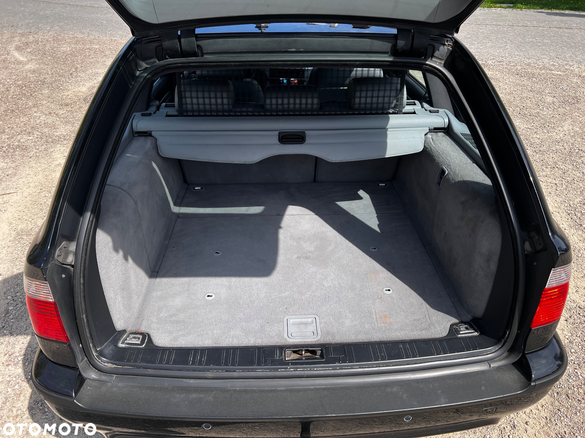 BMW Seria 5 525d - 15