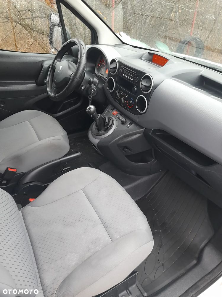 Peugeot Partner - 13