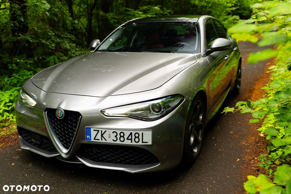 Alfa Romeo Giulia - 17