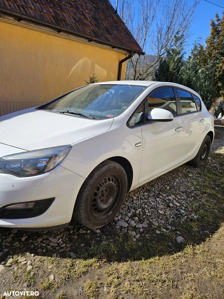 Opel Astra - 1