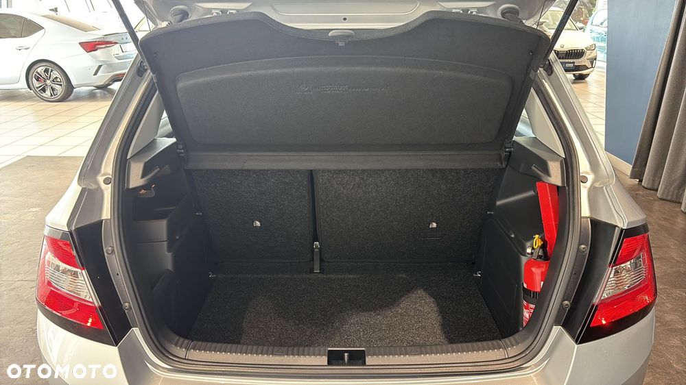 Skoda Fabia 1.0 Ambition - 17