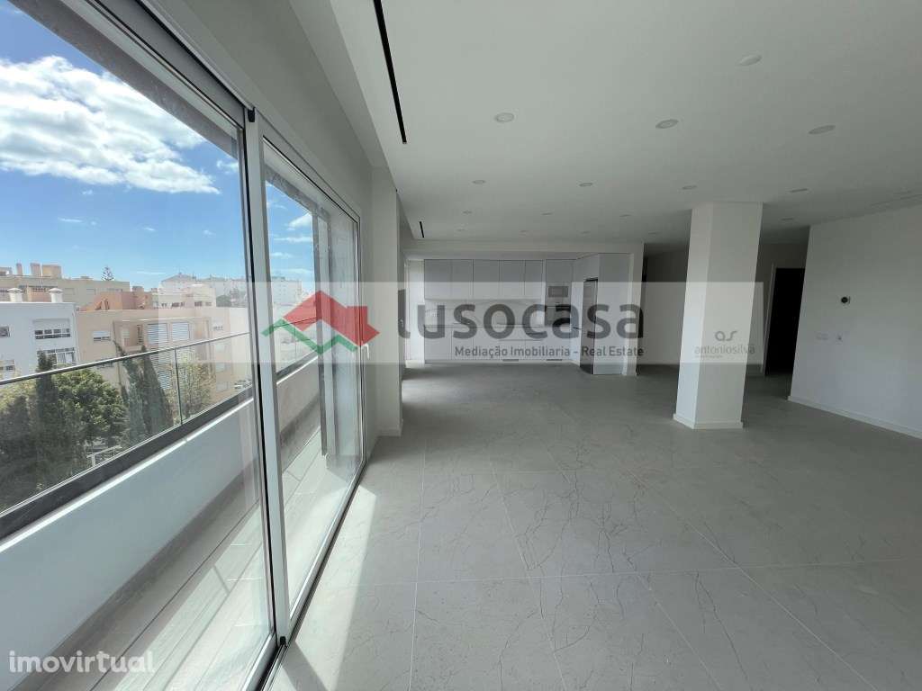 Excelente apartamento Tipo T3, com 2 W.C., 1 quarto em suite, sala ... - Grande imagem: 4/11