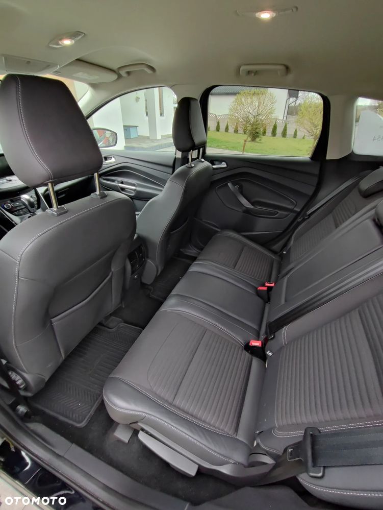 Ford Kuga 2.0 TDCi 4WD Titanium Plus - 35