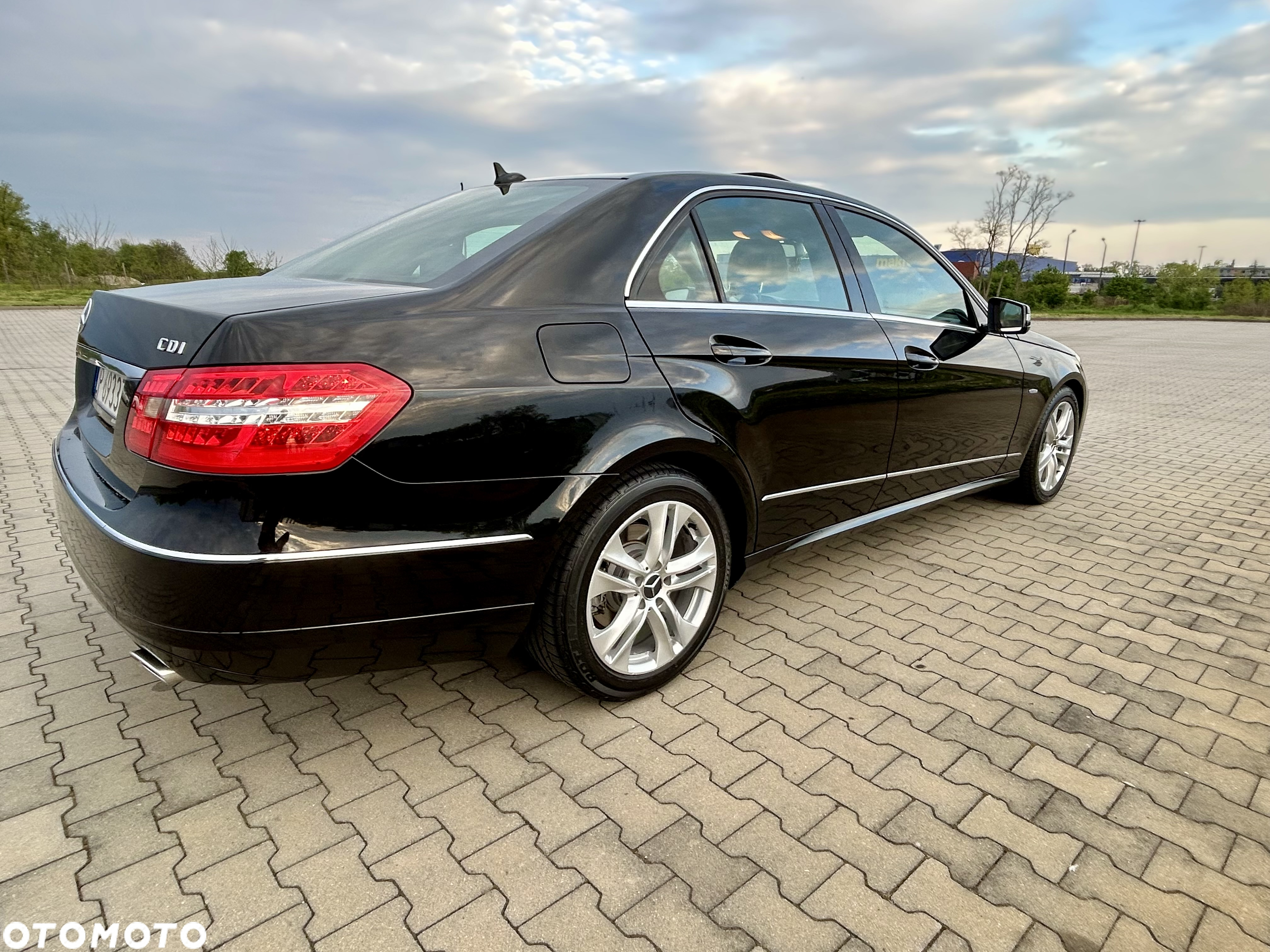 Mercedes-Benz Klasa E 350 CDI BlueEff Avantgarde - 10