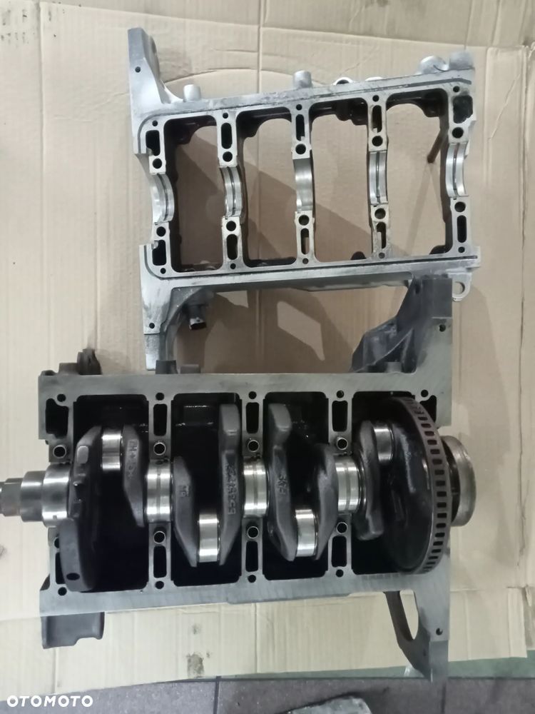 blok silnika corsa d 1.4 16v 55569116