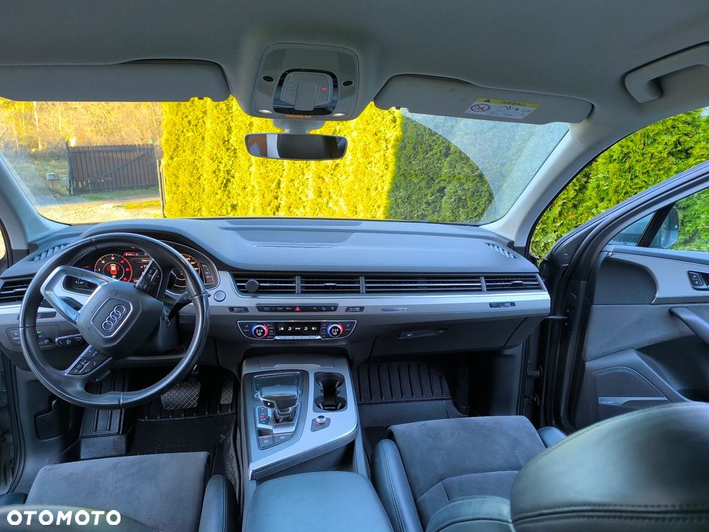 Audi Q7 - 17