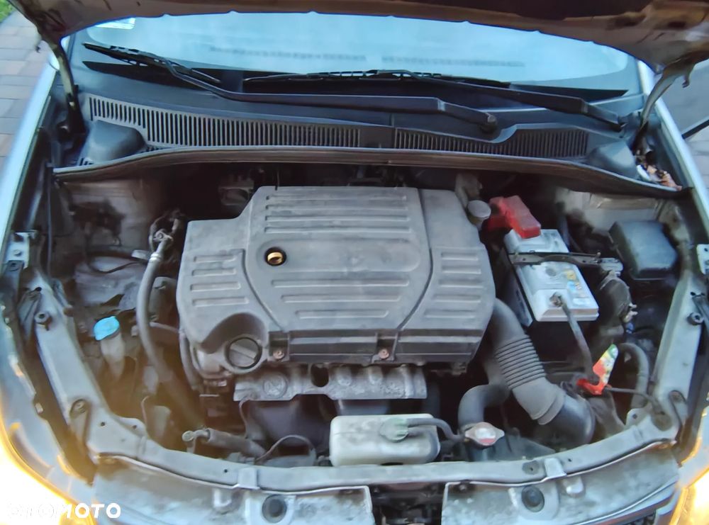 Suzuki SX4 - 12